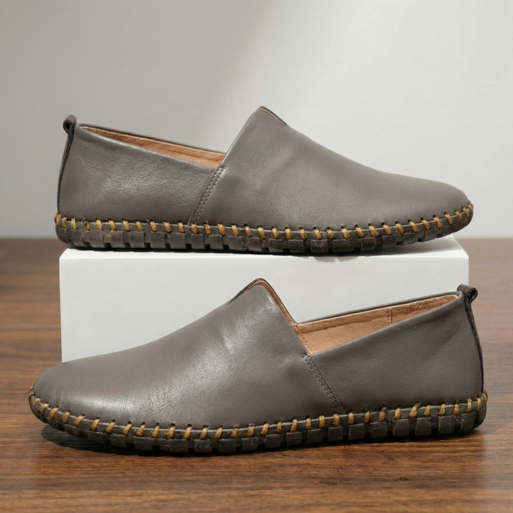 Claxton Leather Loafer