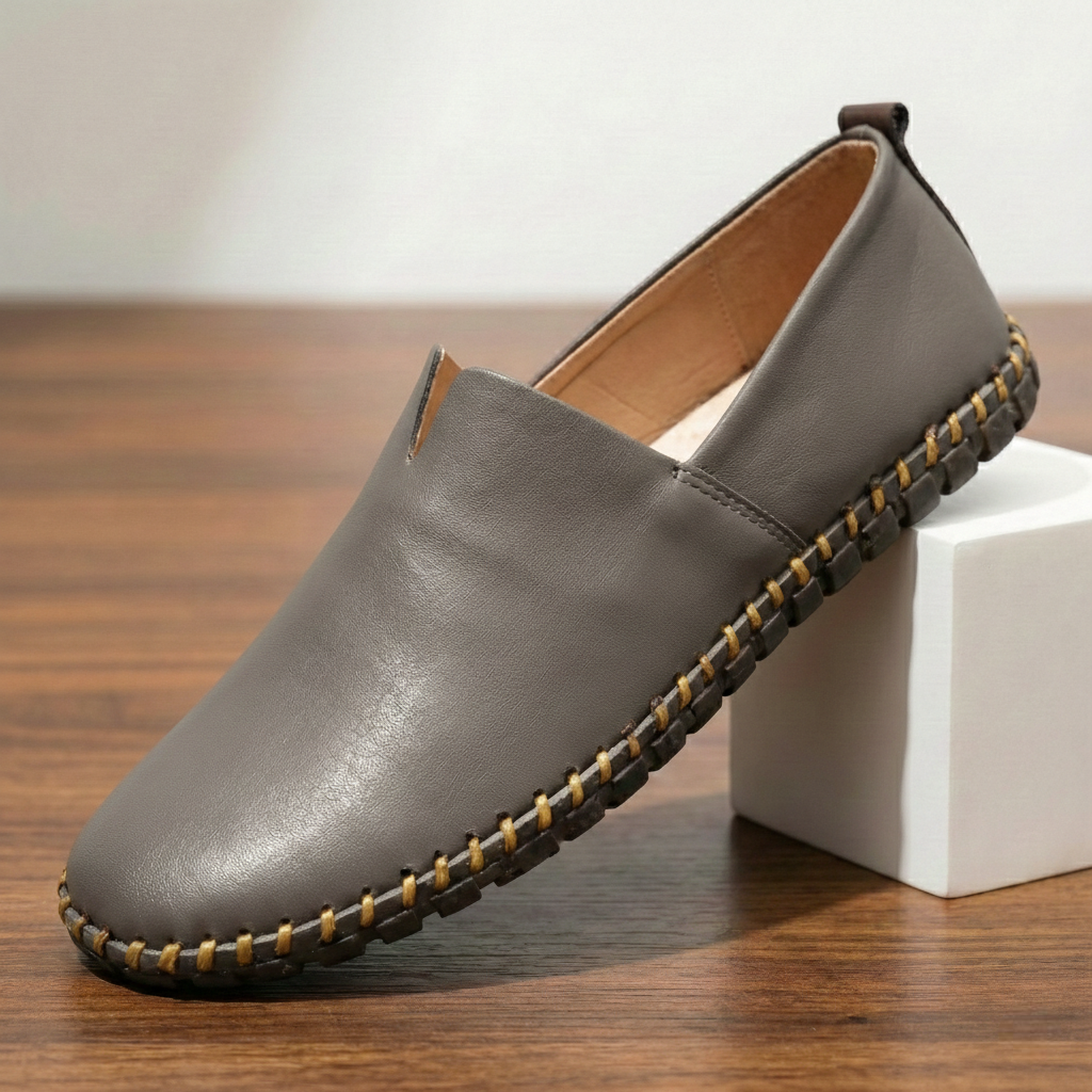 Claxton Leather Loafer