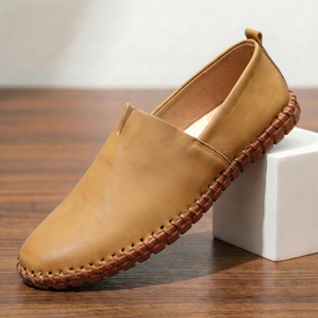 Claxton Leather Loafer