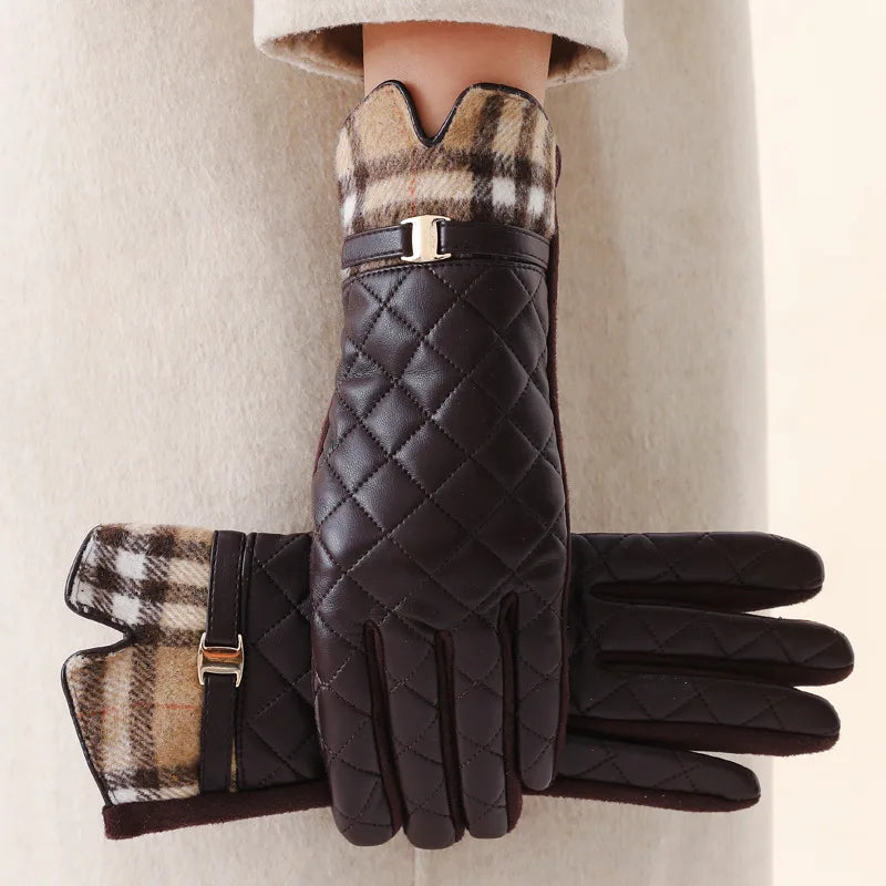 Scarlett Quilt Gloves