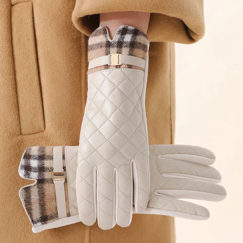 Scarlett Quilt Gloves
