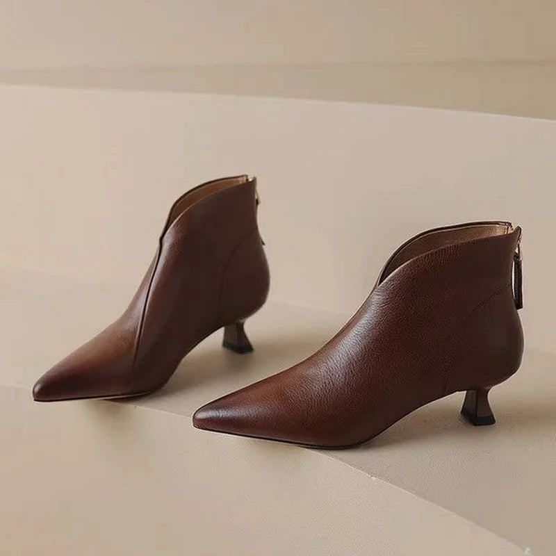 Vienna Kitten Heel Boot