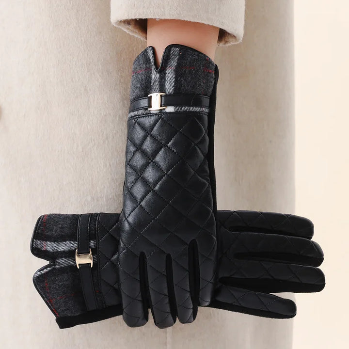 Scarlett Quilt Gloves