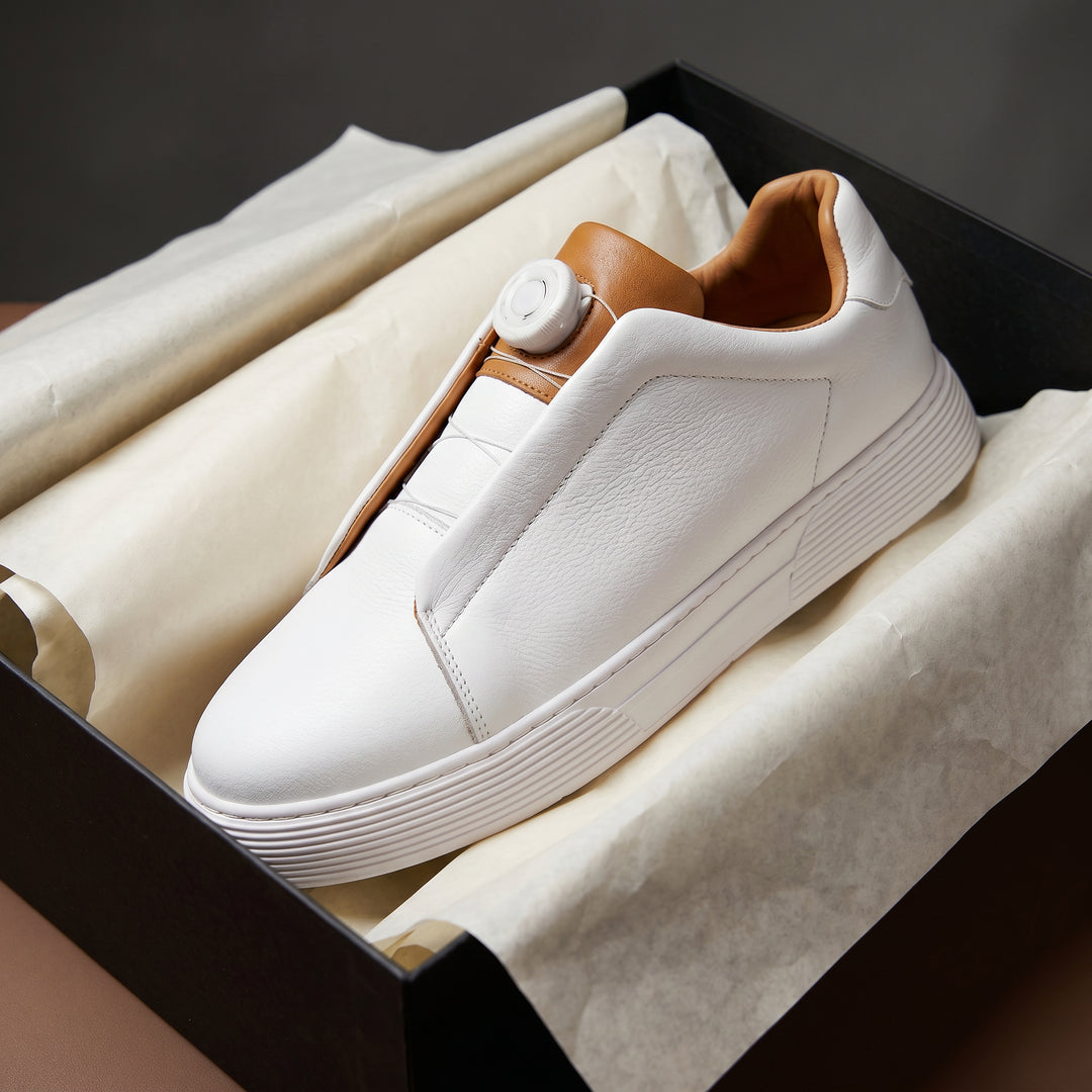 Hudson Orthopedic Leather Sneaker
