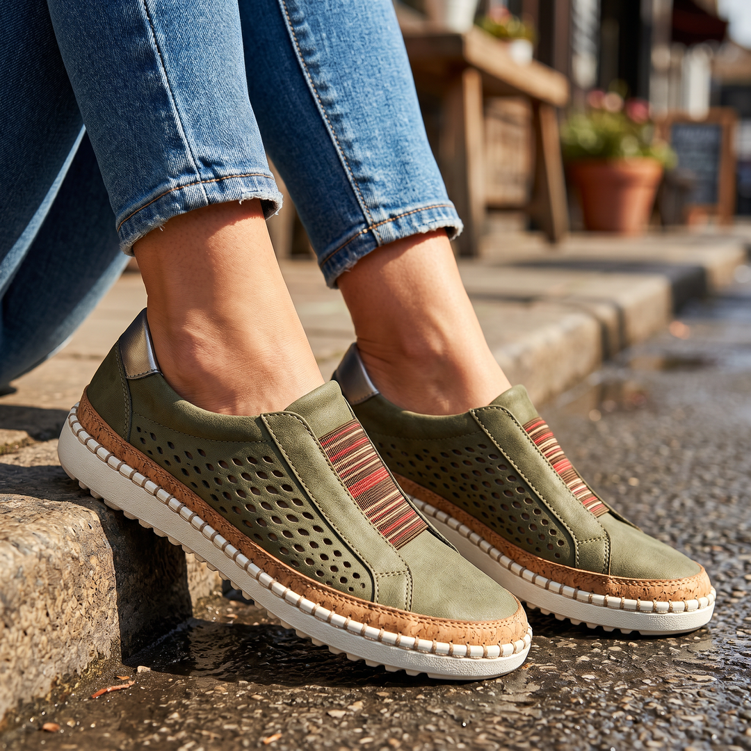 Melanie Orthopedic Leather Sneaker