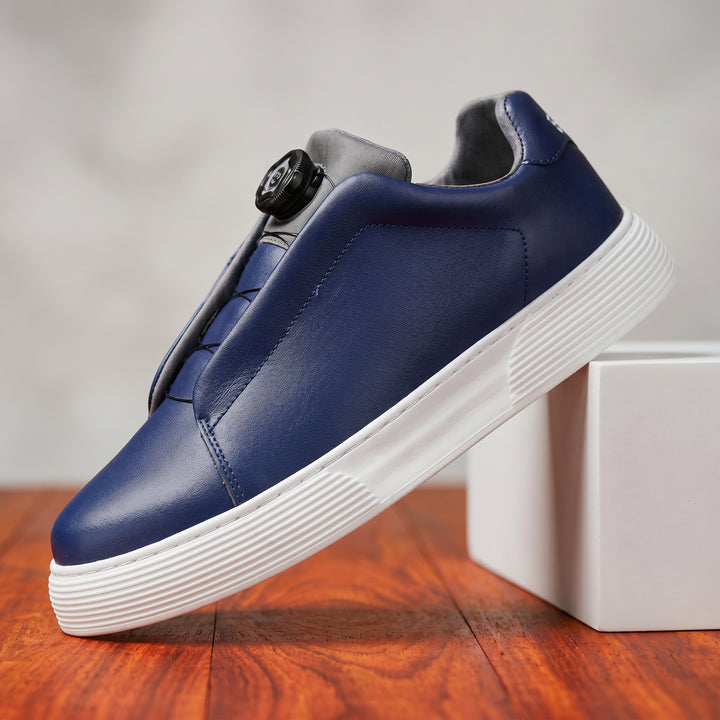 Hudson Orthopedic Leather Sneaker