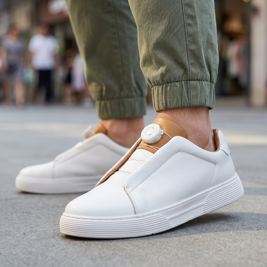 Hudson Orthopedic Leather Sneaker